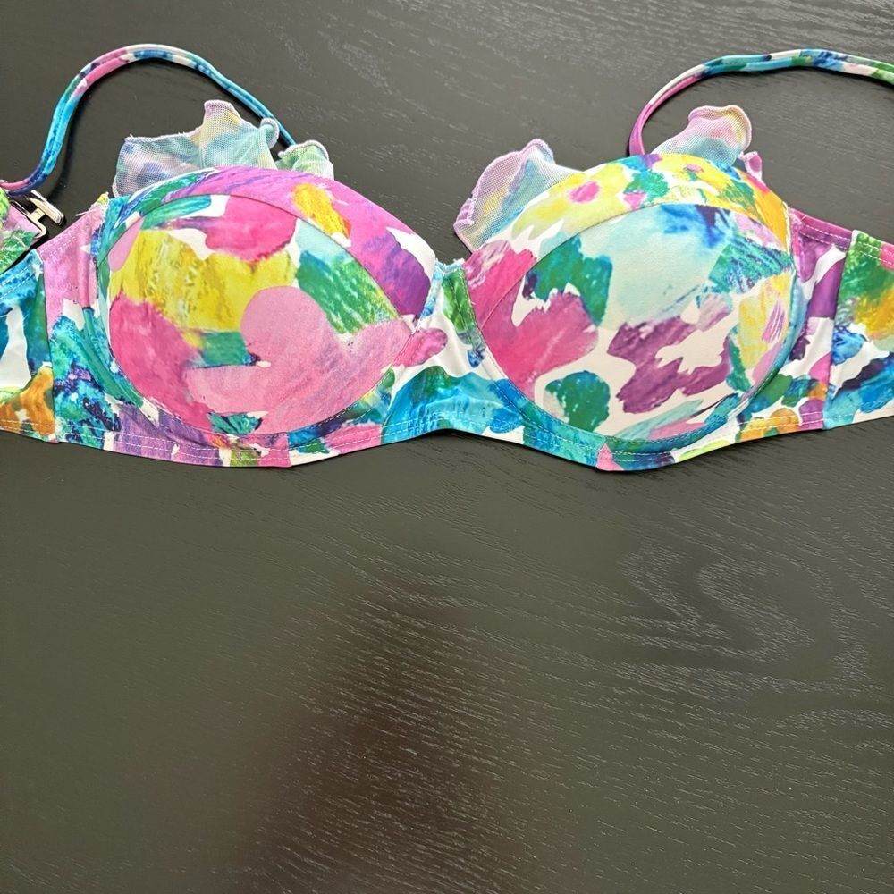 Floral 3 Piece Set Bikini and Sarong Size Small EUC - Picture 6 of 12